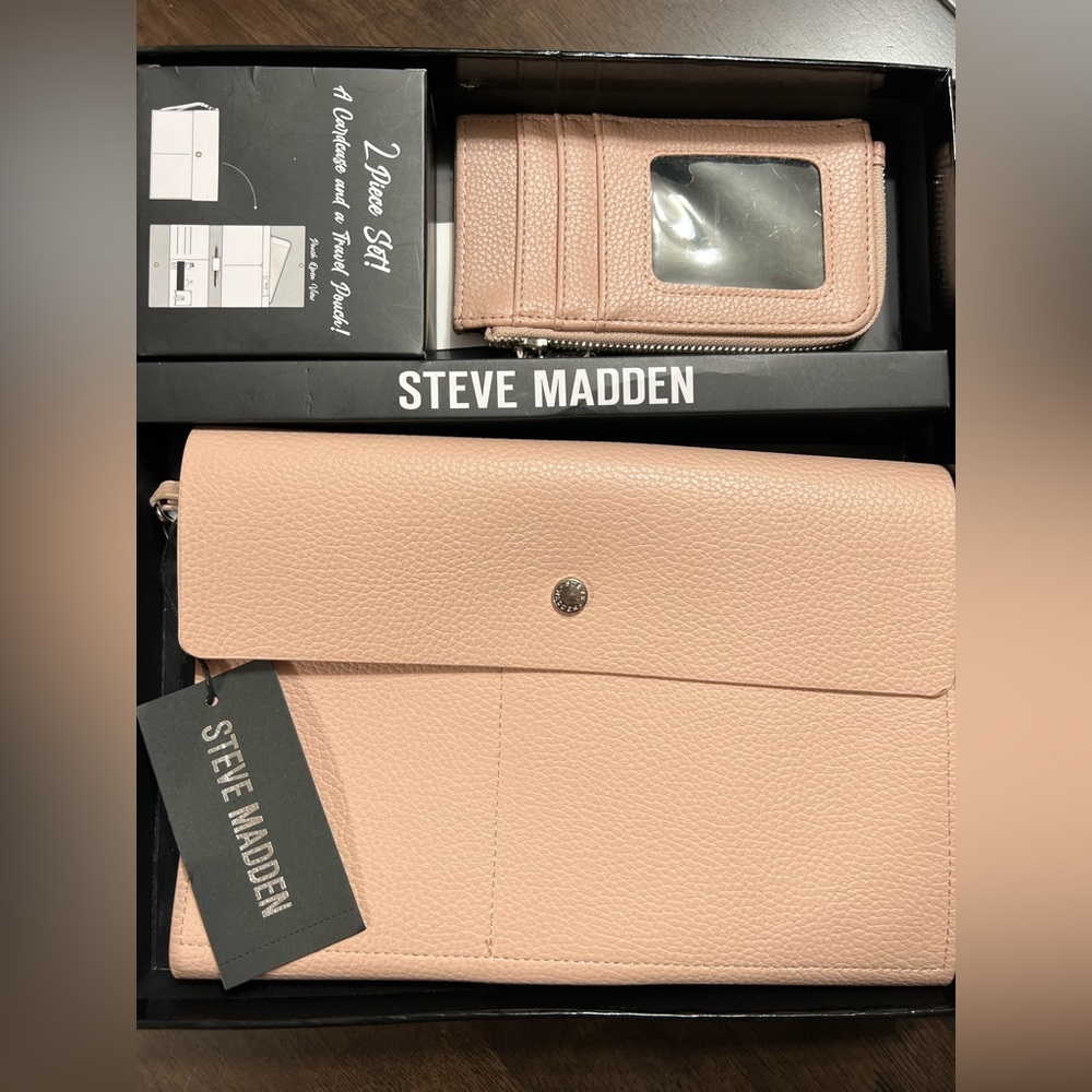 Steve Madden Pouch And Card Case